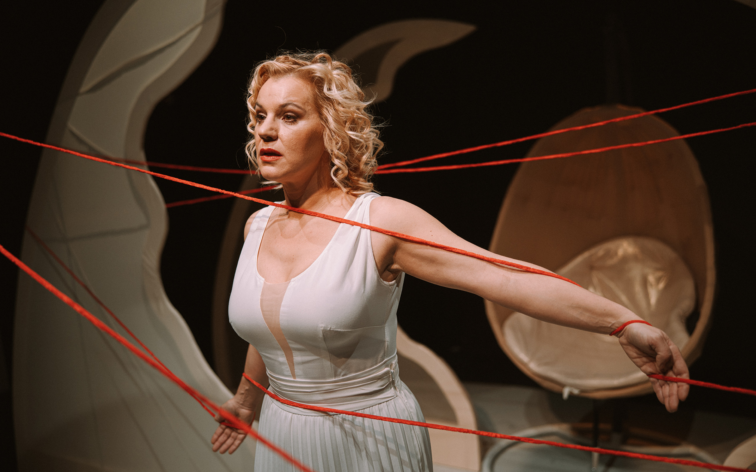 Meduza 2000x1250px foto Peter Giodani 1145